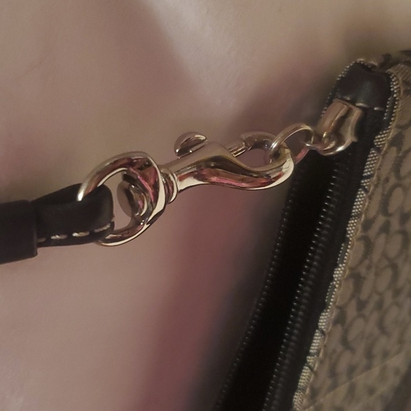 Authentic Coach Wristlet - Picture 6 of 10
